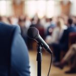 annoncer publiquement son intention de vendre son entreprise